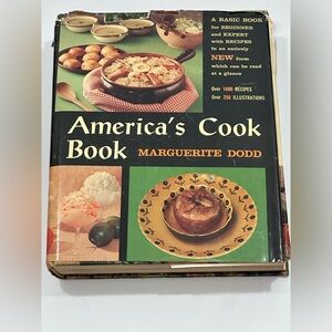 Vintage 1963 America's Cook Book by Marguerite Dodd hardcover